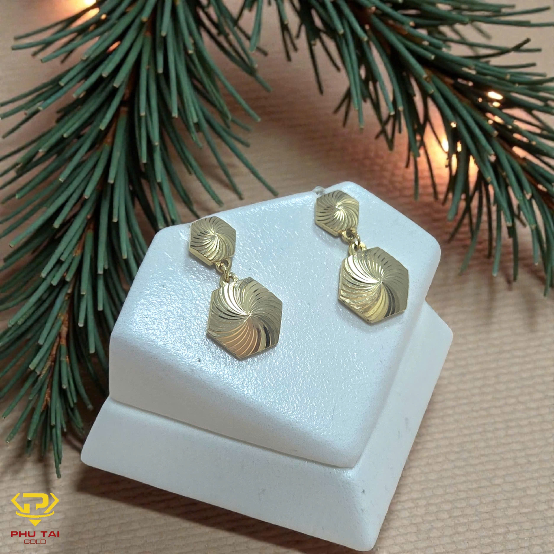 Bông tai vàng màu (mã BT 92612)